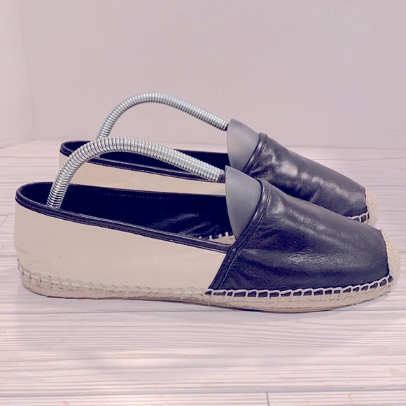 Super cute Vince Camuto Disti Laser Flat Espadrille SZ 8.5 - Picture 6 of 9